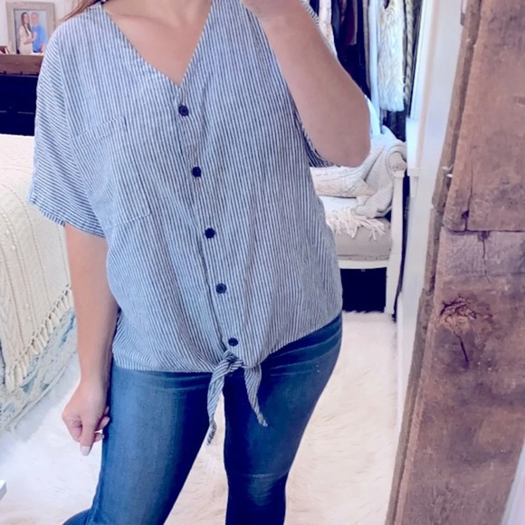 Time & Tru striped top size XLarge linen blend tie front - Picture 1 of 4